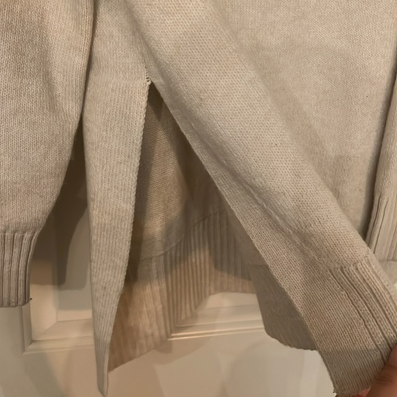 H&M oversized turtle neck - Picture 3 of 5